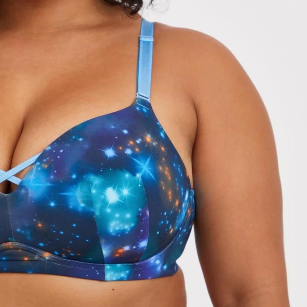 Torrid Dream Wire-Free Push-Up Bra 42DD - New With Tags